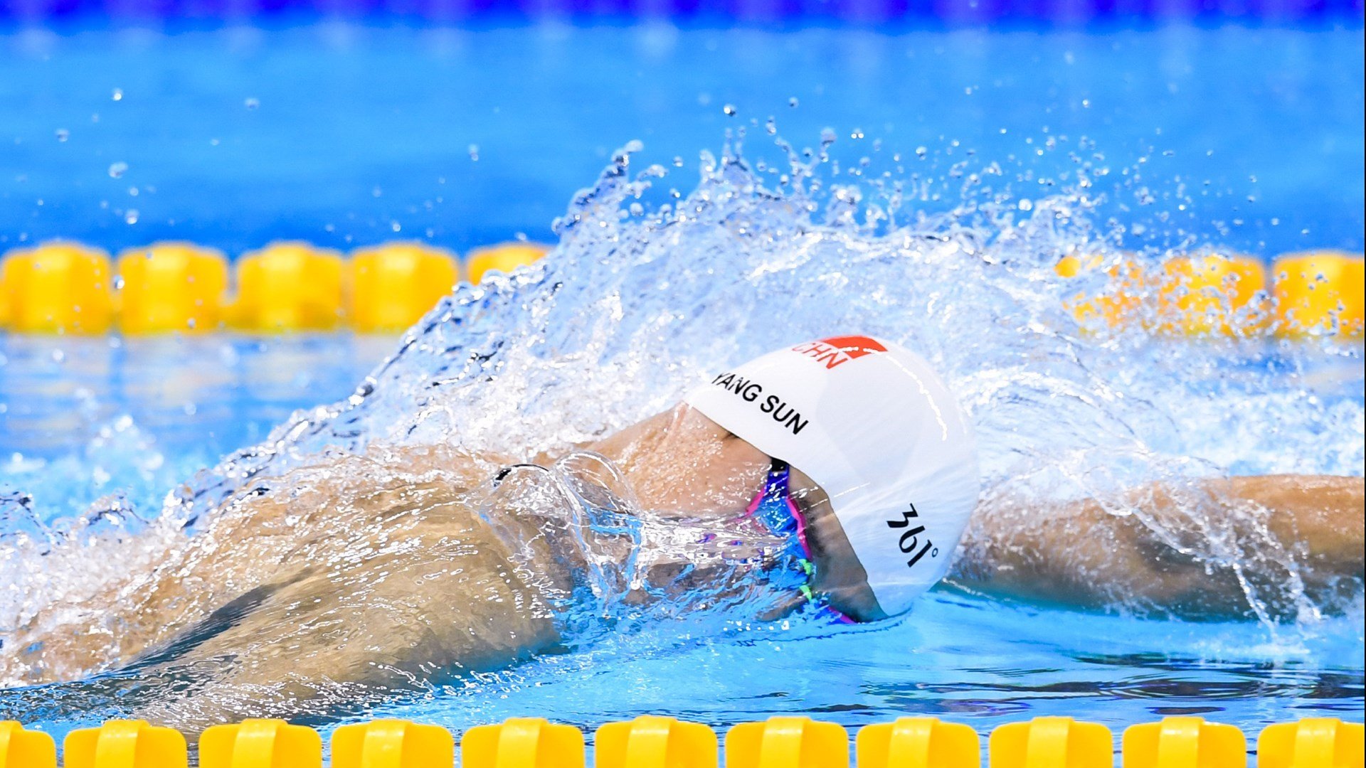 田径赛场焦点！巴西队对阵日本队，体能极限考验，赛场硬仗一触即发